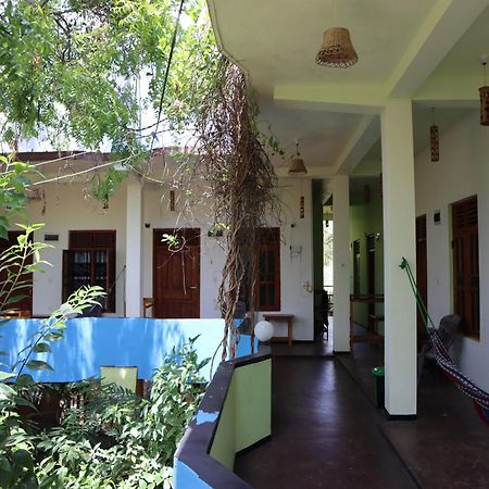 Eagle Resort Arugambay อารูกัมเบย์ ภายนอก รูปภาพ